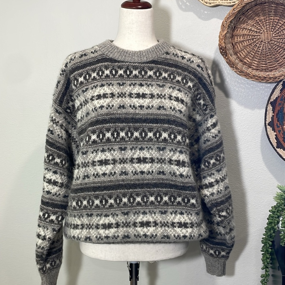 Vintage Unisex Wool Fair Isles Crewneck Sweater Size Large Gray Brown Cream